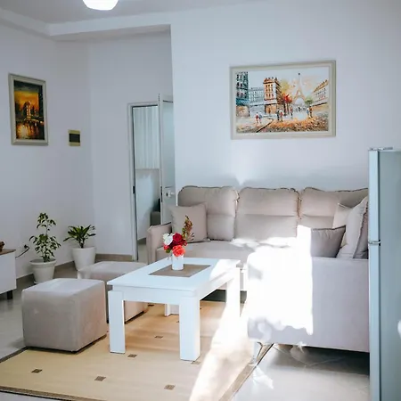 Bloom Villa&apartments * Tirana