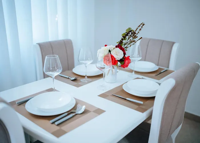 Bloom Villa&apartments ティラナ