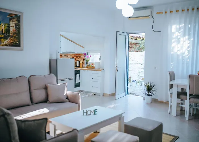 Апартаменты Bloom Villa&apartments